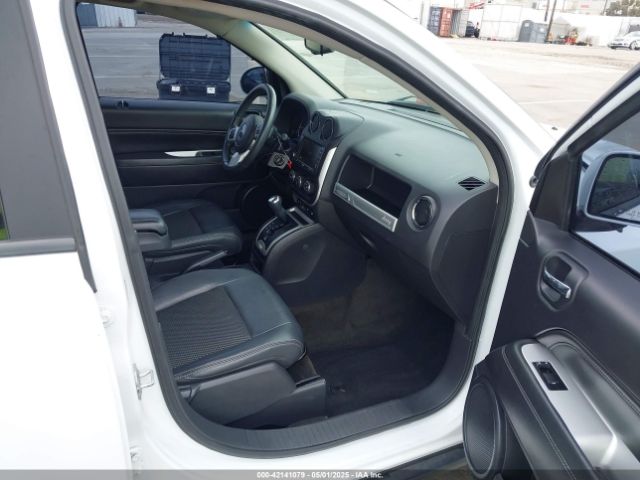 1C4NJCEA3GD583236 Jeep Compass Latitude