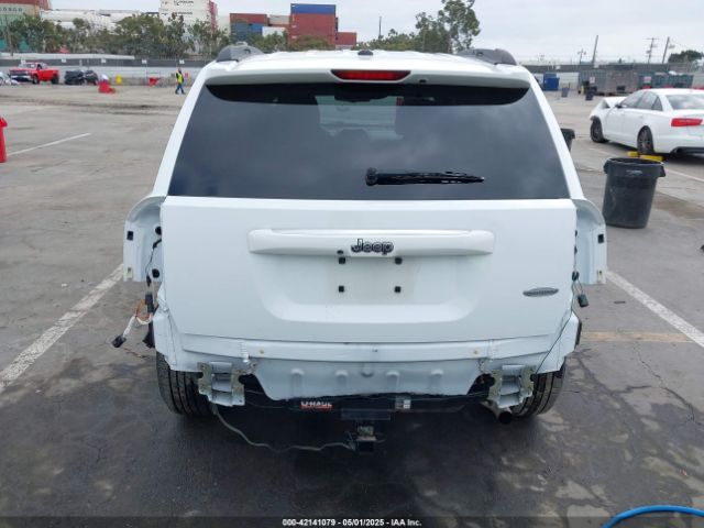 1C4NJCEA3GD583236 Jeep Compass Latitude