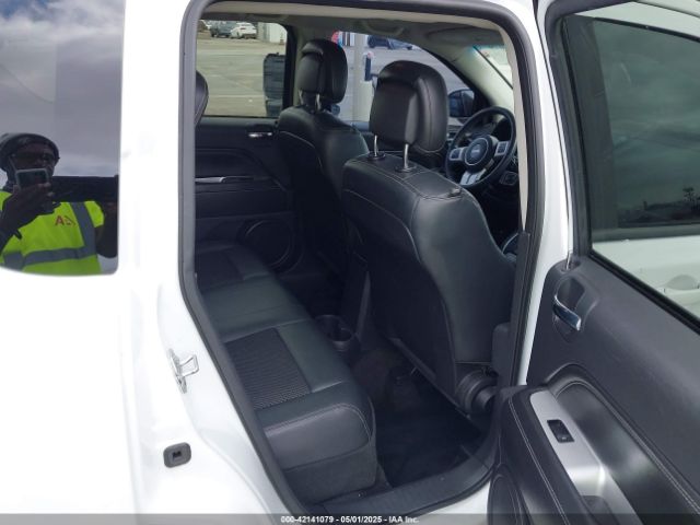 1C4NJCEA3GD583236 Jeep Compass Latitude