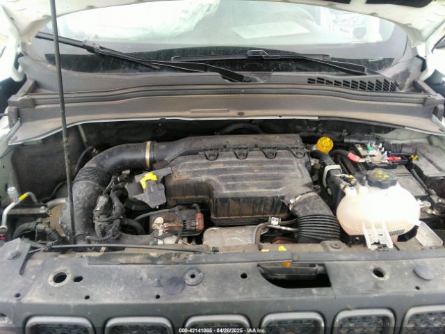 ZACNJDC15PPP67715 Jeep Renegade Trailhawk 4x4
