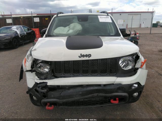 ZACNJDC15PPP67715 Jeep Renegade Trailhawk 4x4