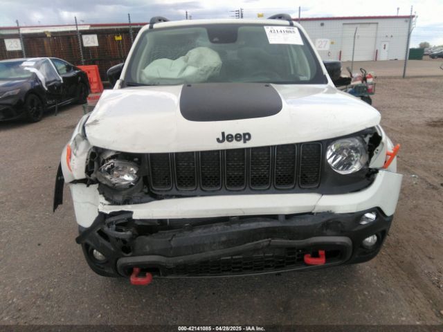 ZACNJDC15PPP67715 Jeep Renegade Trailhawk 4x4