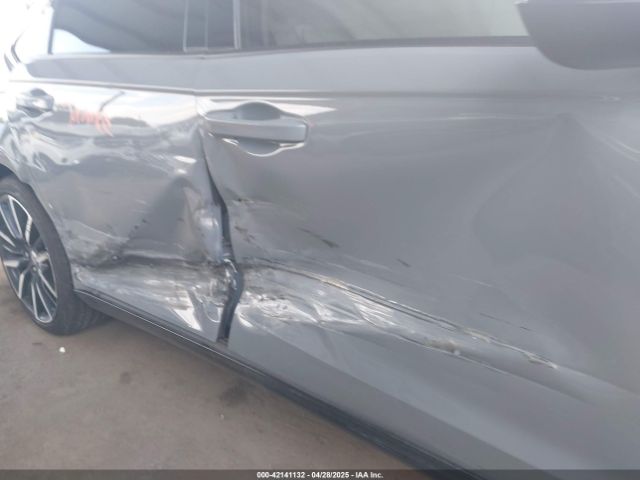 1HGCY2F89PA049718 Honda Accord Hybrid Touring