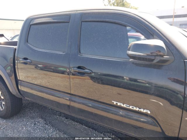 3TMAZ5CN9JM054894 Toyota Tacoma Trd Off Road