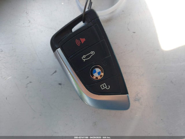 WBXYH9C03L5P15456 BMW X2