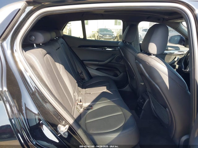 WBXYH9C03L5P15456 BMW X2