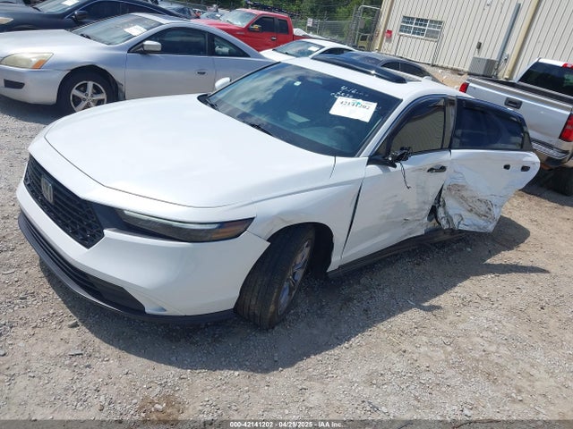 Honda l15be 2024 1HGCY1F35RA002011 Image 2