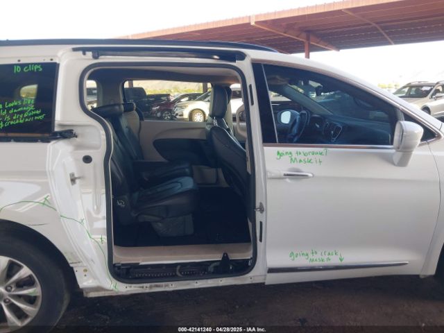 2C4RC1BG0HR523518 Chrysler Pacifica