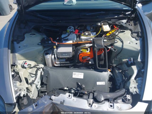 5YJ3E1EB9SF873801 Tesla Model 3 Long Range All-wheel Drive