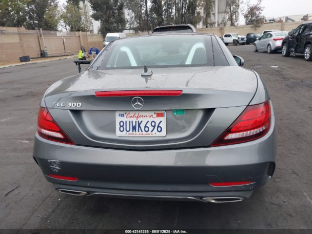W1KPK3JA2LF172930 Mercedes-Benz Slc 300