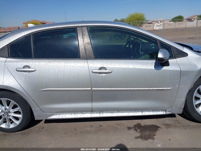 JTDHPRAEXLJ035706 Toyota COROLLA LE
