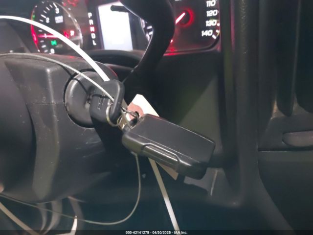 1GCVKPEC8JZ286608 Chevrolet Silverado 1500 Custom