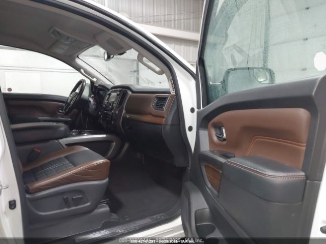 1N6AA1E5XJN518467 Nissan Titan Platinum Reserve/pro-4x/s/sl/sv