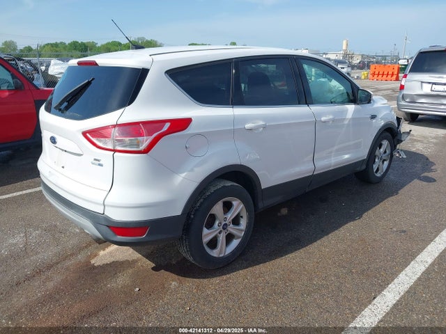 1FMCU9GX3EUE15253 Ford ESCAPE SE
