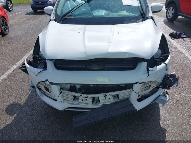 1FMCU9GX3EUE15253 Ford ESCAPE SE