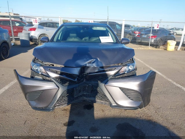 4T1B11HK1KU840586 Toyota CAMRY SE