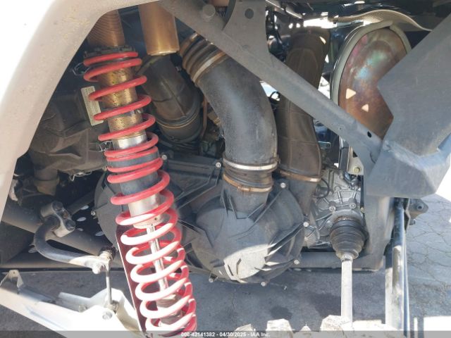 2024 CAN-AM MAVERICK X3 3JBVJAY4XRE000532 Photo 8