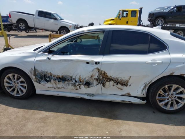 4T1C11AK5PU090955 Toyota CAMRY LE