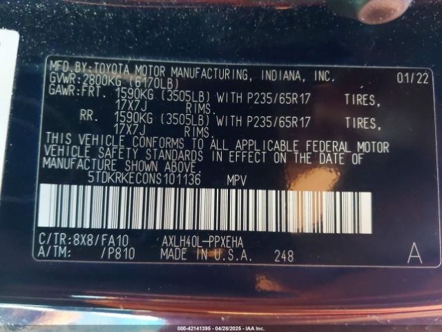 5TDKRKEC0NS101136 Toyota SIENNA LE