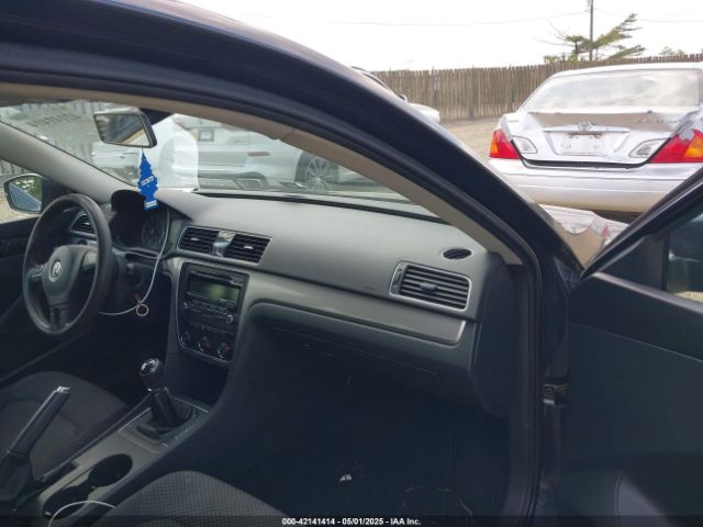 1VWAT7A38EC060026 Volkswagen Passat 1.8t S