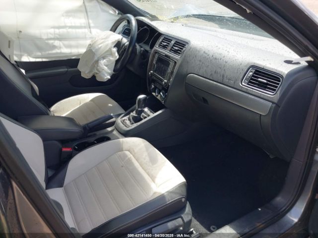 3VWD17AJ9GM376294 Volkswagen Jetta 1.8t Sport