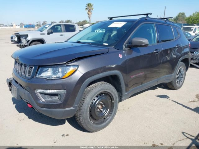 3C4NJDDB3KT759849 Jeep Compass Trailhawk 4x4