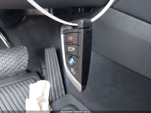 2023 BMW X4 5UX33DT09P9S87057 Photo 10