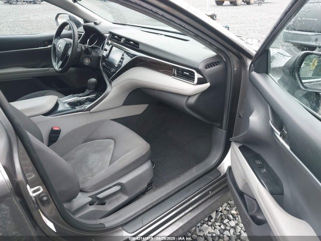 4T1B11HK2JU611946 Toyota CAMRY LE