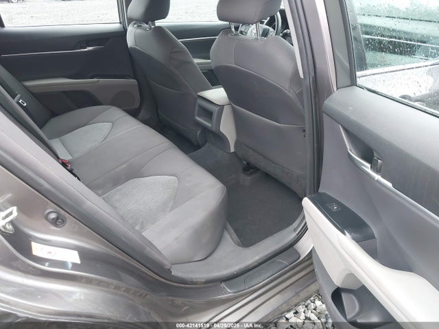 4T1B11HK2JU611946 Toyota CAMRY LE