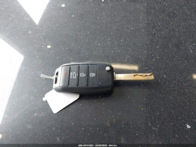 5XXGT4L36HG152314 KIA Optima Lx