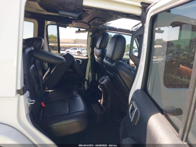 1C4HJXFGXJW110629 Jeep Wrangler Unlimited Rubicon 4x4