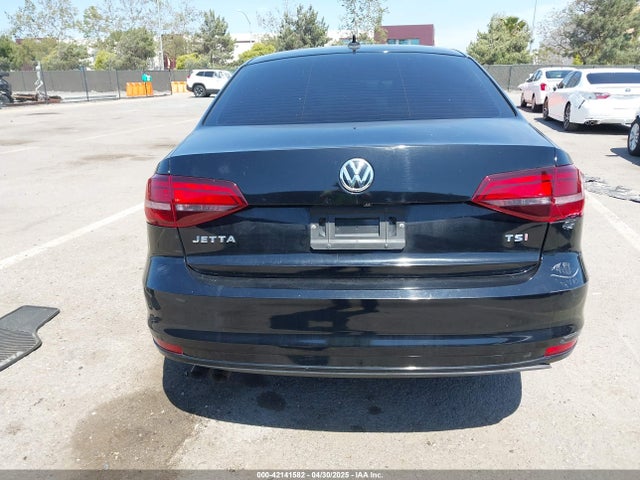 3VW267AJ4GM250188 Volkswagen Jetta 1.4t S