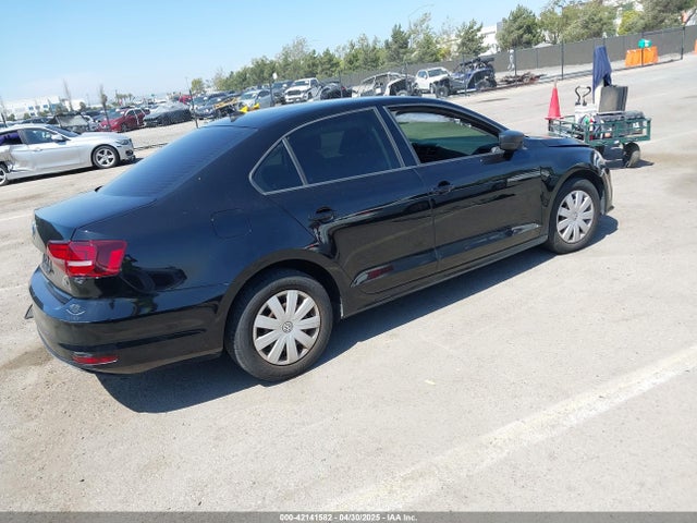 3VW267AJ4GM250188 Volkswagen Jetta 1.4t S
