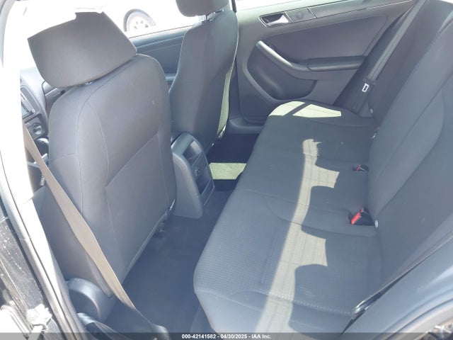 3VW267AJ4GM250188 Volkswagen Jetta 1.4t S
