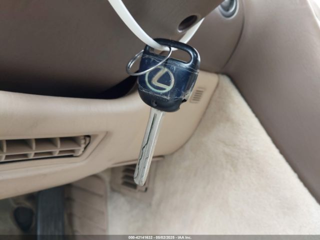 1993 LEXUS LS JT8UF11E3P0171253 Photo 10