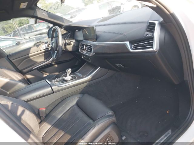 2021 BMW X5 5UXCR4C03M9E40545 Photo 4