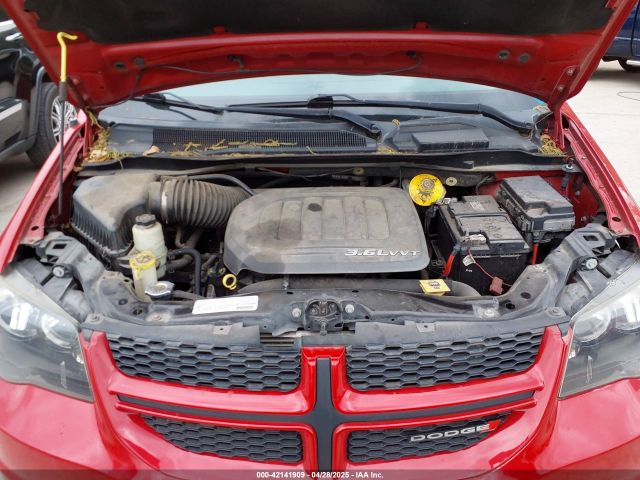 2C4RDGEG6ER430882 Dodge Grand Caravan R/t