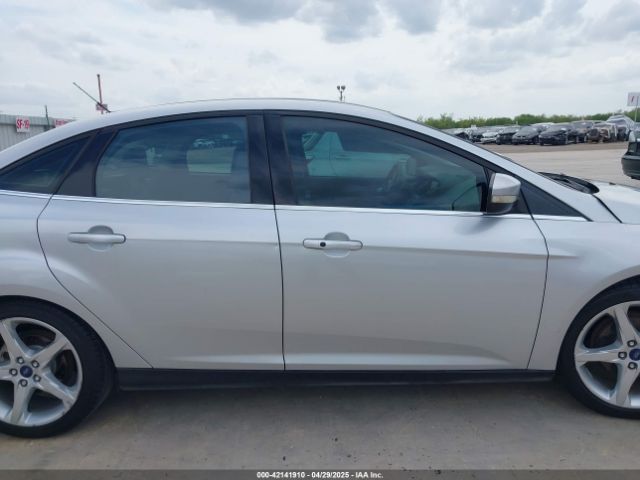 1FADP3J26EL342210 Ford Focus Titanium