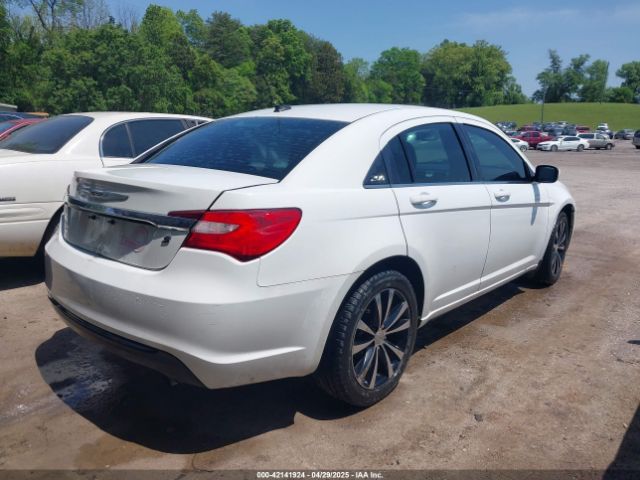 1C3CCBBB1EN186547 Chrysler 200 Touring