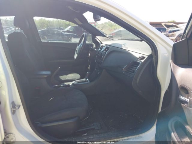 1C3CCBBB1EN186547 Chrysler 200 Touring