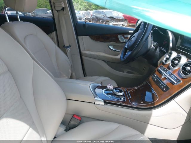 WDC0G4KB9JV054848 Mercedes-Benz Glc 300 4matic