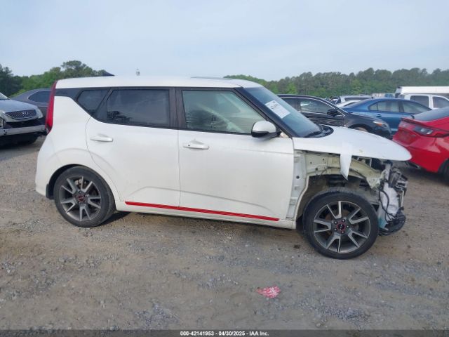 KNDJ63AU8N7151589 KIA Soul Gt-line