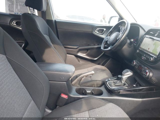 KNDJ63AU8N7151589 KIA Soul Gt-line