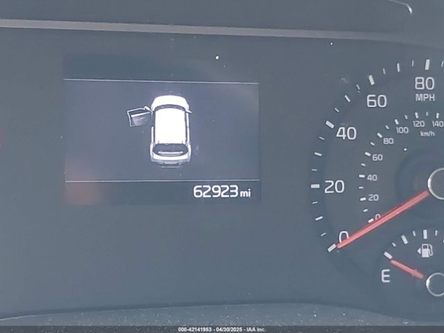 KNDJ63AU8N7151589 KIA Soul Gt-line