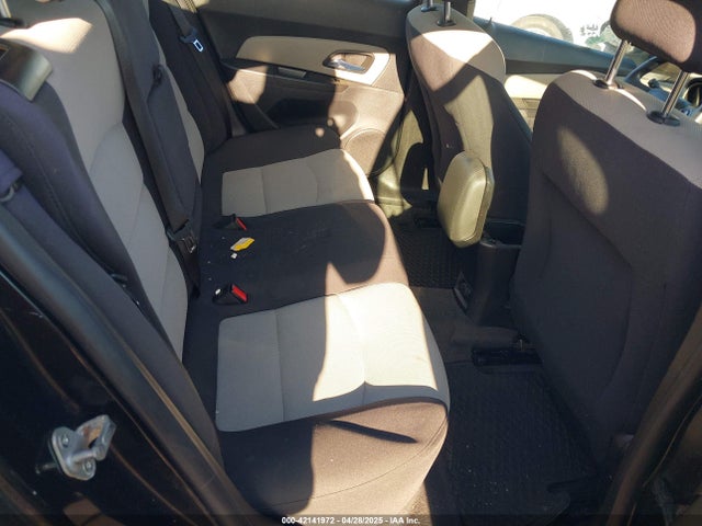 1G1PA5SG8E7225101 Chevrolet Cruze Ls Auto