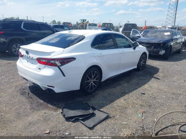 4T1G11AK0NU051768 Toyota CAMRY SE