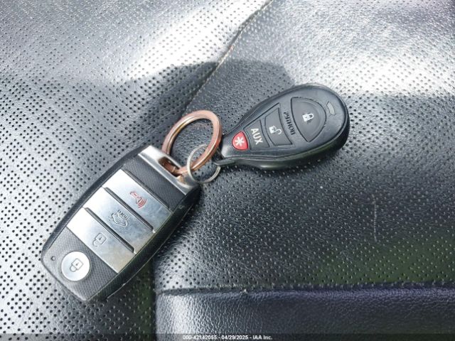5XXGU4L33GG090012 KIA OPTIMA EX