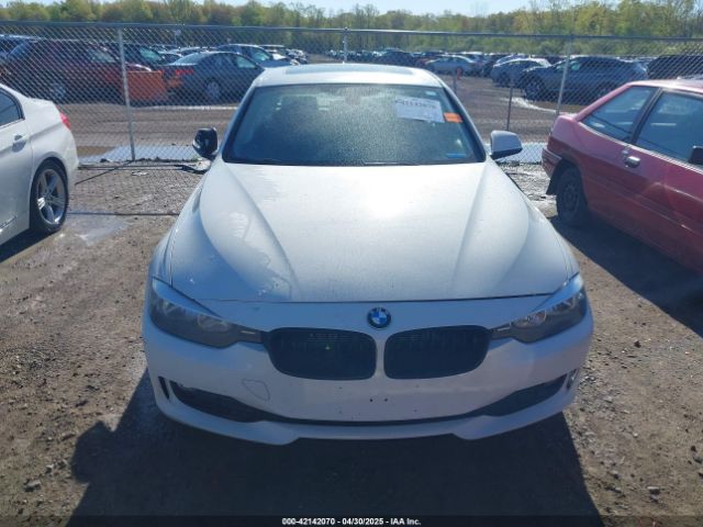 WBA3C3C51EF984208 BMW 320i Xdrive