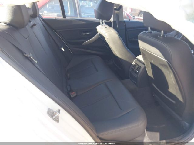 WBA3C3C51EF984208 BMW 320i Xdrive
