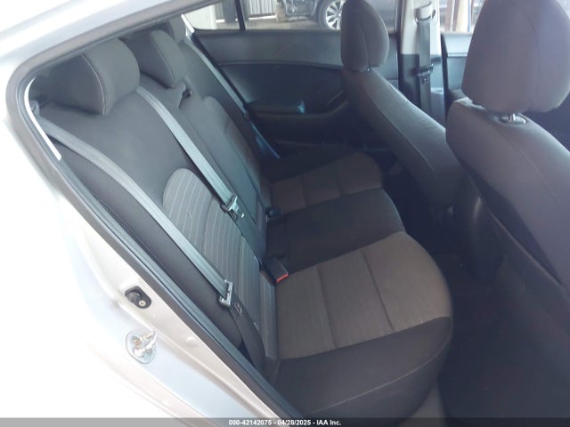 KNAFX4A81G5528190 KIA FORTE EX